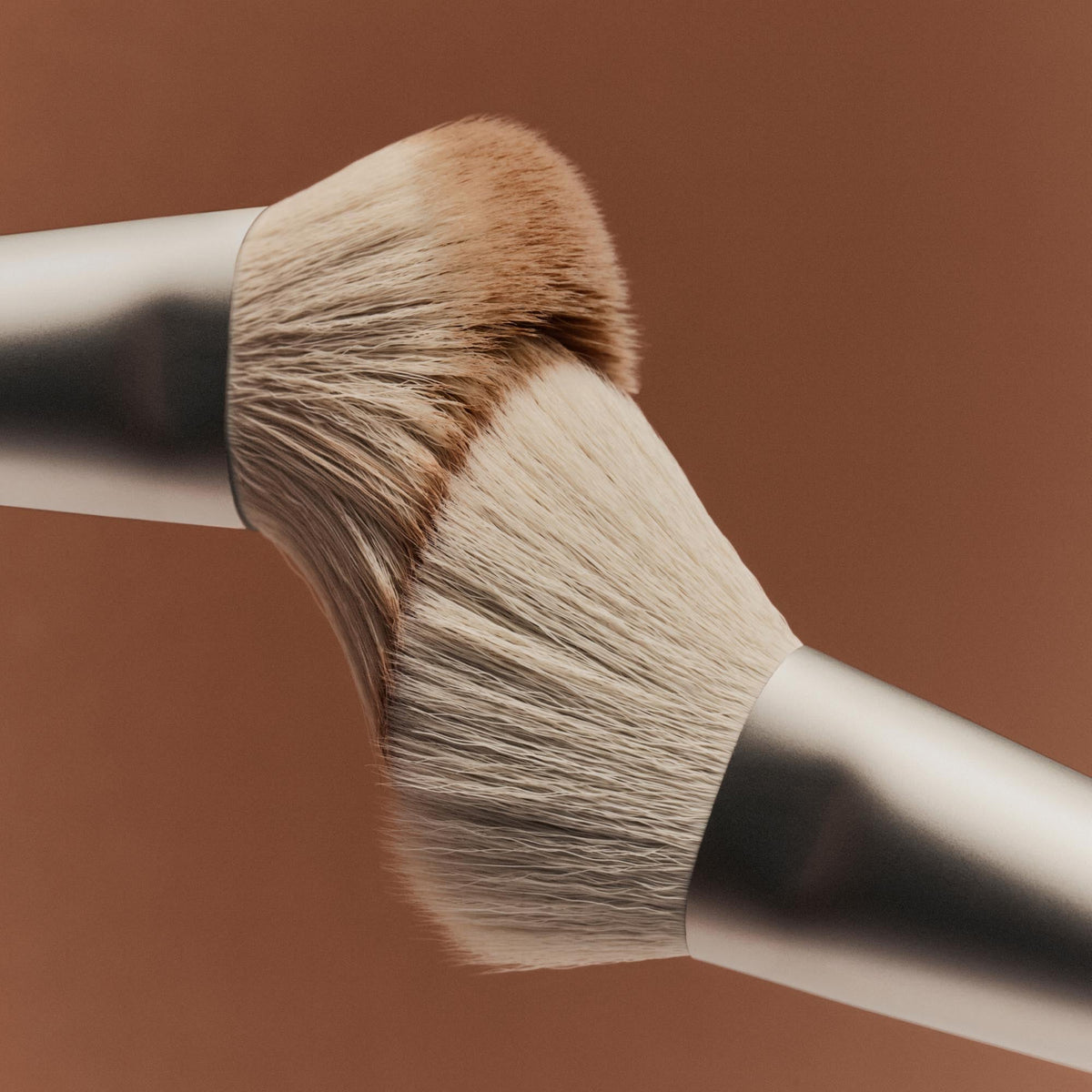 the-bronzer-brush-f8 Bronzer_Brush-1.jpg