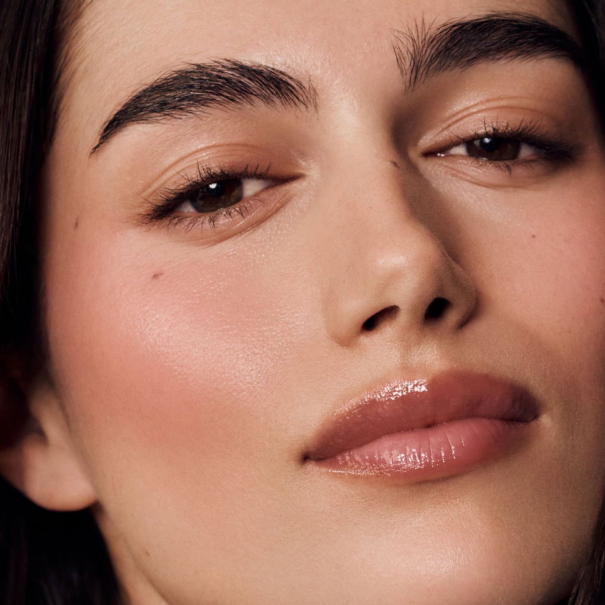 the-dewy-pink-set-f5 HOL25-Pink-Dewy-Set-Model-Pink-Sunset.jpg