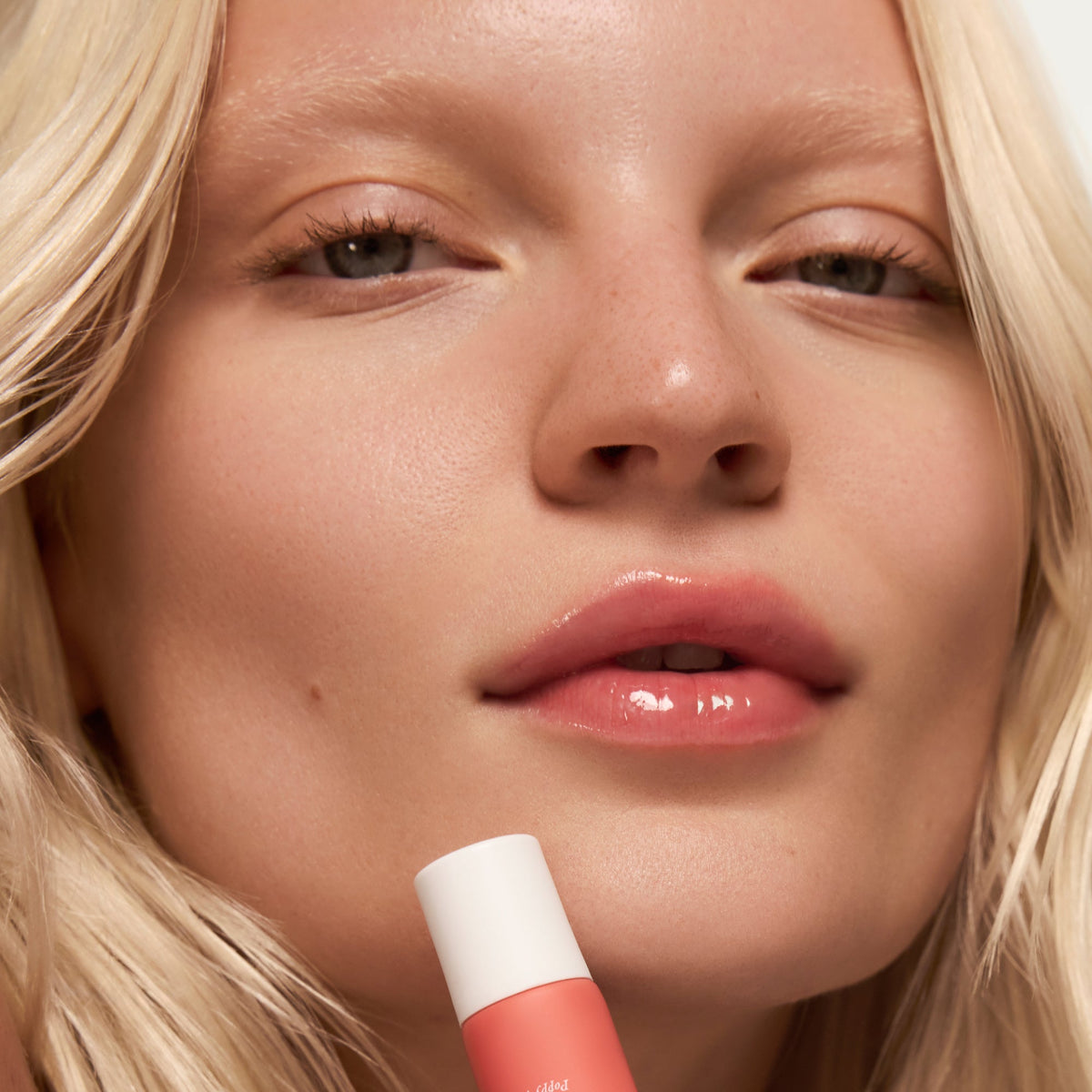 lip-butter-balm-poppy-g5 PDP_LBB-Poppy-1.jpg